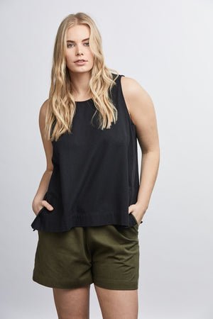 SAMPLE SALE: THE J+J TANK