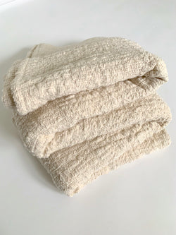 THE MID-WEIGHT HANDWOVEN THROW BLANKET