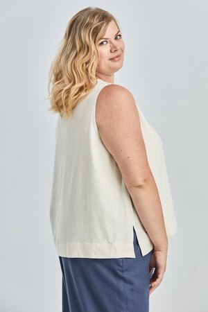 SAMPLE SALE: THE J+J TANK