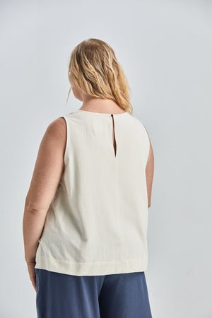 SAMPLE SALE: THE J+J TANK