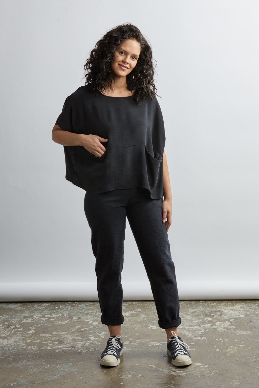 THE POCKET BOX TOP IN SILK CREPE