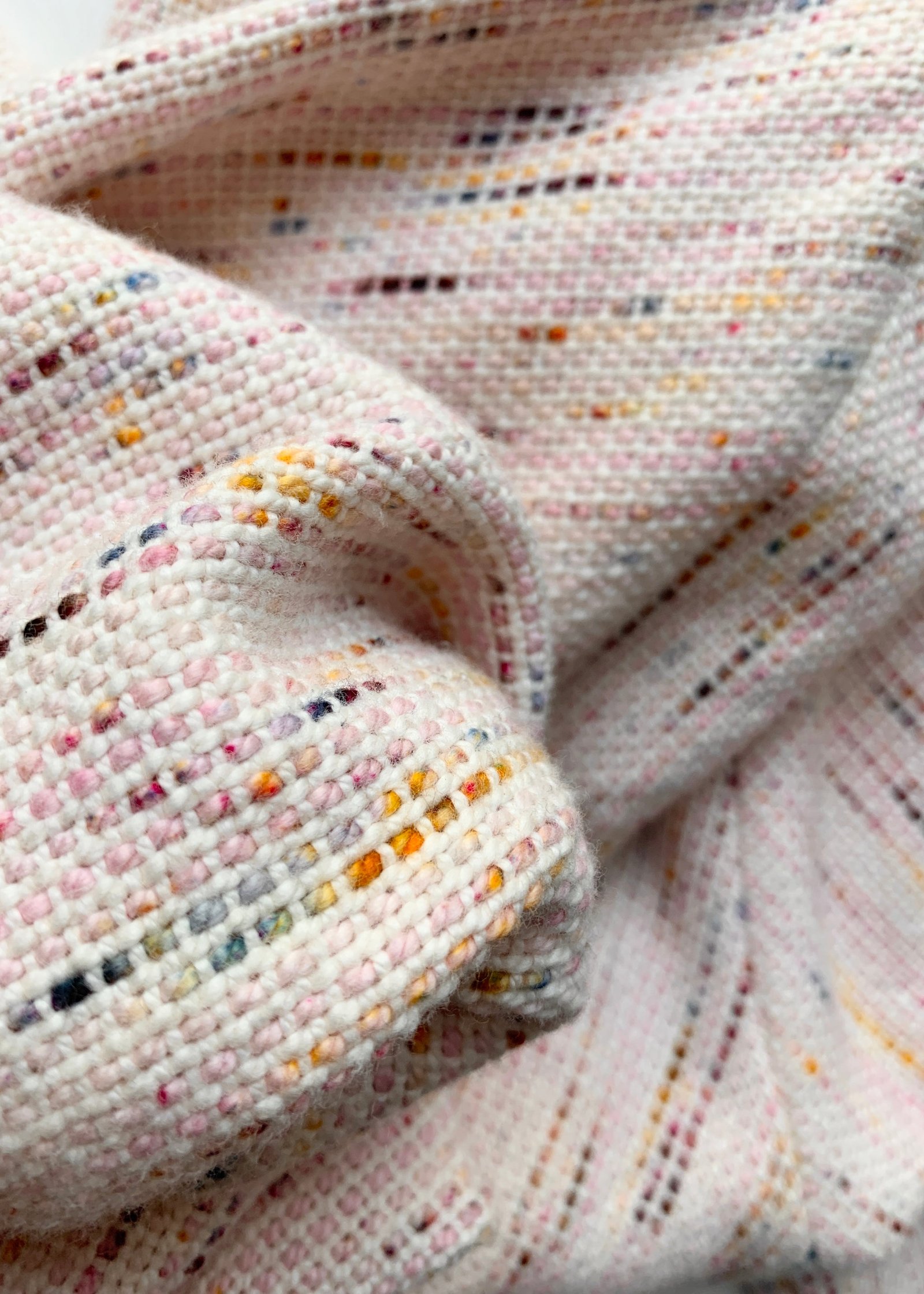 THE CONFETTI T SWEATER