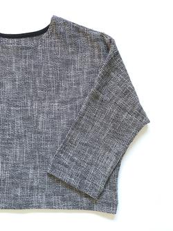 THE TEXTURED T SWEATER