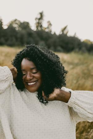 THE COTTON + LINEN POOF TOP